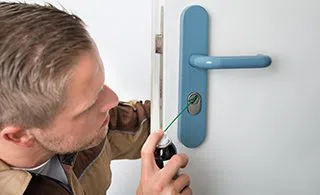 Lock Locksmith Tech Greendale, WI 414-448-1533 - re-key-locks